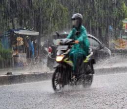 Ilustrasi hujan mengguyur sebagian wilayah Riau (foto/int)